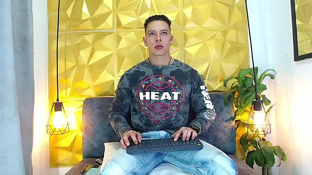 Baxter Dex online show from December 9, 2024, 4:12 am