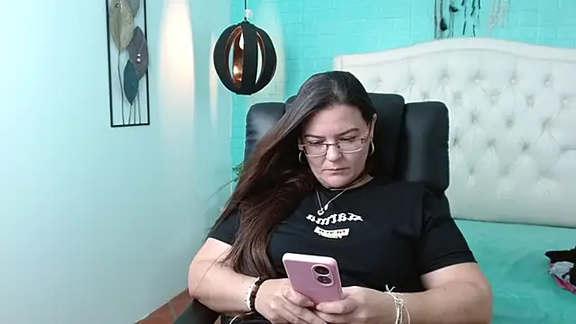 MsJossie online show from January 14, 2025, 3:53 am