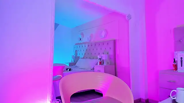 Agathaargent  online show from December 10, 2024, 12:17 am