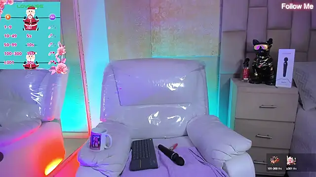 Agathaargent  online show from December 11, 2024, 4:49 am