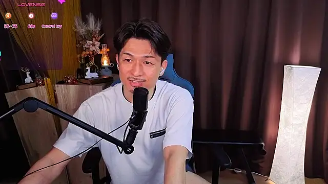 HARU-outdoor-x online show from March 18, 2026, 2:31 pm