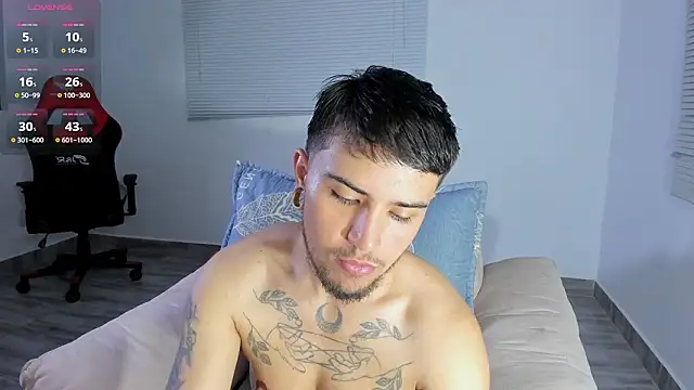 ftmphilip  online show from March 16, 2026, 11:31 pm