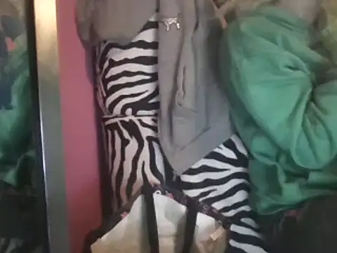 watermellonpussy online show from February 5, 2025, 9:04 am