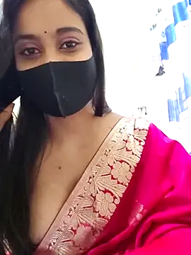 Snapshot of SimaRoy- chatting on February 18, 2025, 4:15 am SimaRoy- online show from February 18, 2025, 4:15 am