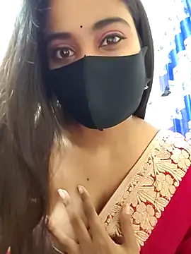 Snapshot of SimaRoy- chatting on March 11, 2025, 1:16 am SimaRoy- online show from March 11, 2025, 1:16 am