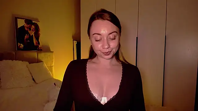 Snapshot of DanielaWisse chatting on June 2, 2026, 8:11 pm DanielaWisse online show from June 2, 2026, 8:11 pm