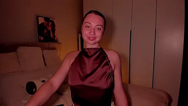 Snapshot of DanielaWisse chatting on July 19, 2026, 9:40 pm DanielaWisse online show from July 19, 2026, 9:40 pm