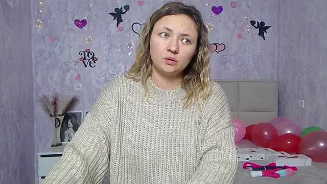 SallyVerda online show from February 2, 2025, 4:15 am