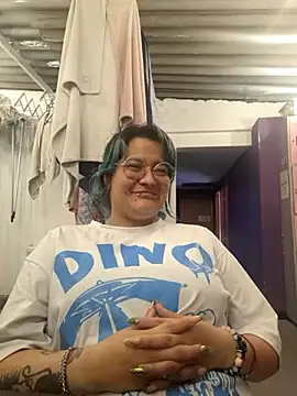 lucky-leah online show from July 5, 2026, 4:19 am