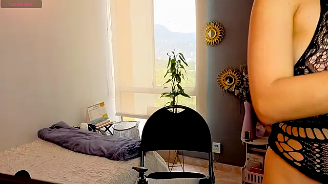 Snapshot of arteverena chatting on November 11, 2025, 5:13 pm arteverena online show from November 11, 2025, 5:13 pm