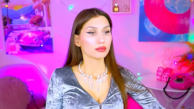 MollyPerry online show from December 30, 2024, 4:08 pm
