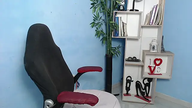 bbw charlote online show from January 21, 2025, 6:12 pm