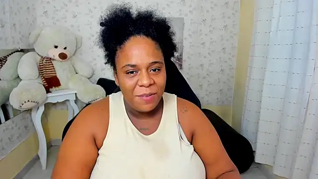 Snapshot of bbw_charlote chatting on April 18, 2026, 12:09 pm bbw charlote online show from April 18, 2026, 12:09 pm