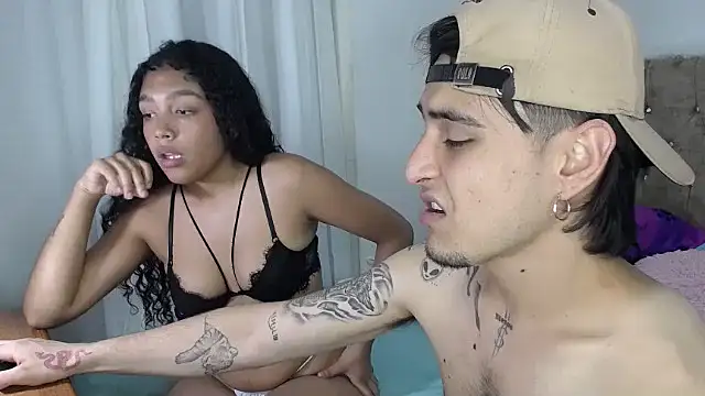 Snapshot of Amanda_Jampiher chatting on December 19, 2024, 3:51 am Amanda Jampiher online show from December 19, 2024, 3:51 am