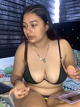 Kittyy Hott  online show from February 21, 2025, 2:59 pm