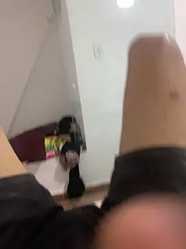 rafahpirusudo online show from April 15, 2026, 4:19 am