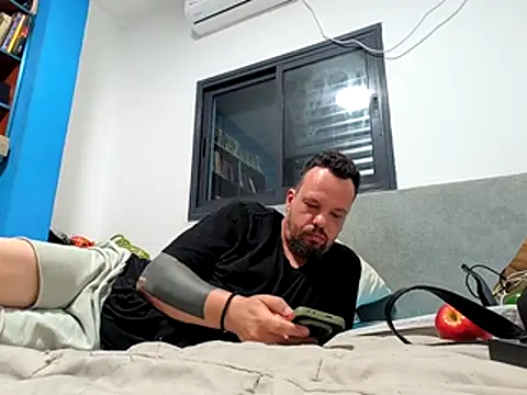 Snapshot of ccxc2@xh chatting on July 17, 2026, 1:34 am ccxc2xh online show from July 17, 2026, 1:34 am