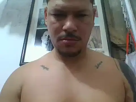 PIGDIRTY22 online show from December 23, 2024, 1:35 pm