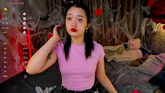 FreyaRaya online show from October 25, 2025, 2:30 am