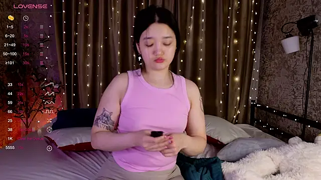 FreyaRaya online show from February 8, 2026, 3:10 am