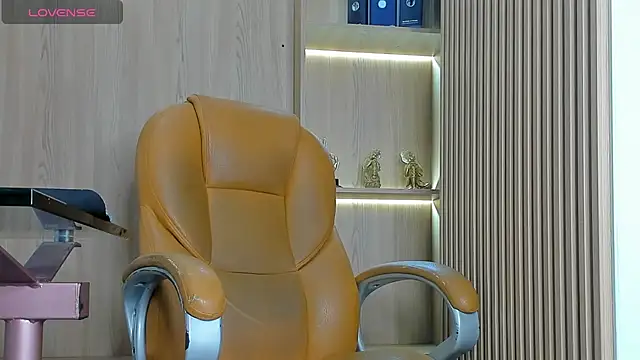 George Diesell online show from November 30, 2025, 7:51 pm