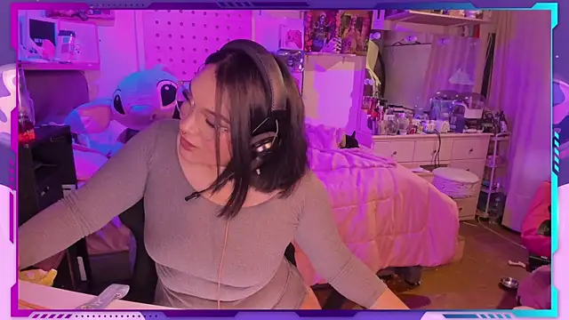 MegariaB online show from November 11, 2025, 4:23 am