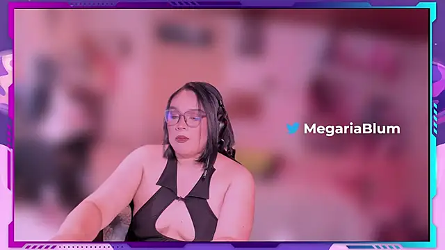 MegariaB online show from May 26, 2026, 4:52 am