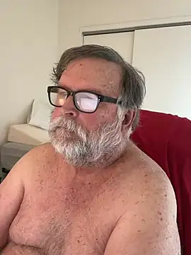 Drummajor online show from March 6, 2025, 4:38 pm