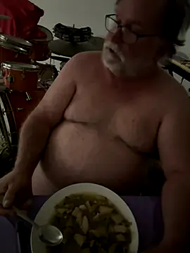 Drummajor online show from November 16, 2025, 4:18 am