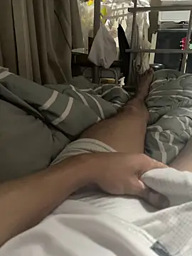 Snapshot of Bigdickk4U chatting on November 7, 2025, 11:10 am Bigdickk4U online show from November 7, 2025, 11:10 am