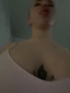 ivyleague  online show from March 15, 2025, 7:20 am