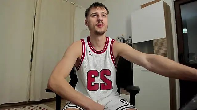 Snapshot of Jimmymorello chatting on November 3, 2025, 6:31 pm Jimmymorello online show from November 3, 2025, 6:31 pm