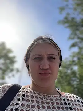 JessiMur online show from June 8, 2026, 4:57 am