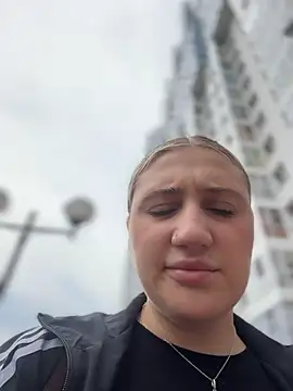 JessiMur online show from July 22, 2026, 4:15 am