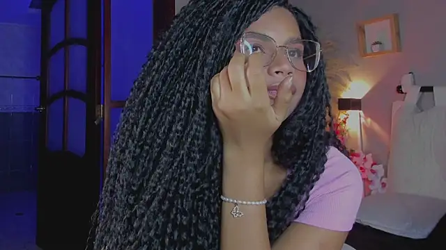 nayah   online show from January 31, 2025, 11:03 pm