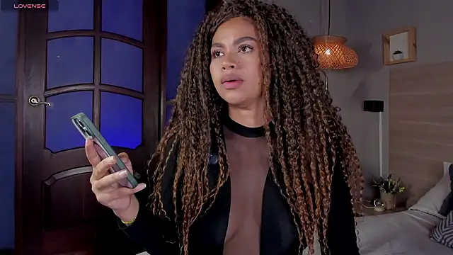 nayah   online show from January 31, 2026, 7:56 pm