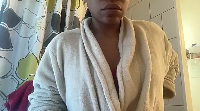 MommyConfident online show from February 14, 2025, 8:48 pm