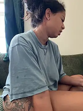 VanessaBling online show from May 2, 2026, 3:06 pm