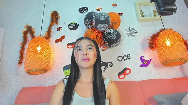 emiily s online show from October 31, 2025, 12:06 pm