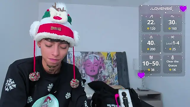 AmberAdams  online show from December 14, 2024, 2:10 pm