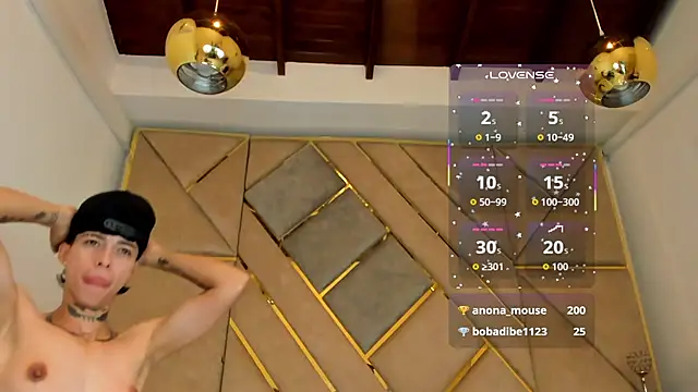 AmberAdams  online show from September 13, 2025, 2:39 pm