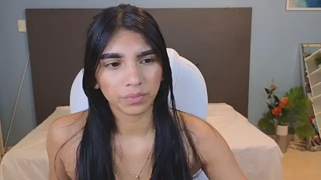 Snapshot of maiaa_ruiz chatting on December 15, 2024, 4:26 pm maiaa ruiz online show from December 15, 2024, 4:26 pm