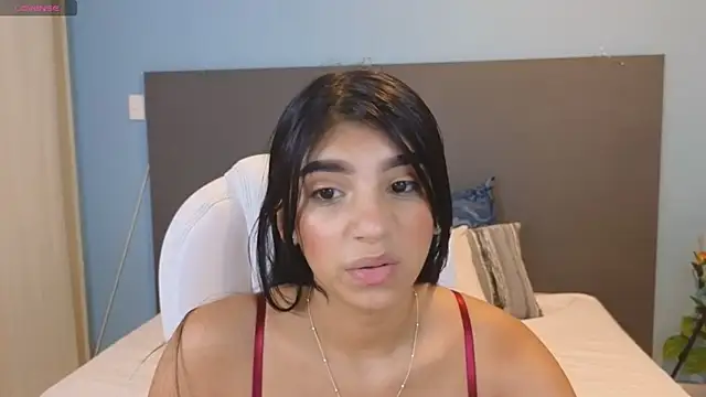 Snapshot of maiaa_ruiz chatting on December 19, 2024, 1:40 pm maiaa ruiz online show from December 19, 2024, 1:40 pm