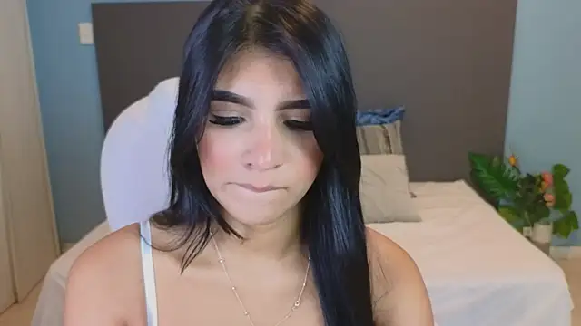 Snapshot of maiaa_ruiz chatting on February 3, 2025, 1:08 pm maiaa ruiz online show from February 3, 2025, 1:08 pm