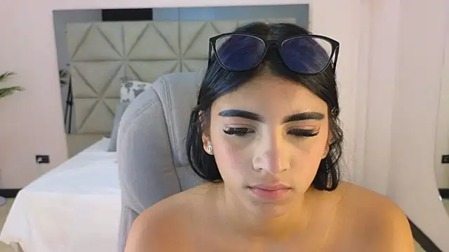 Snapshot of maiaa_ruiz chatting on February 12, 2026, 2:45 pm maiaa ruiz online show from February 12, 2026, 2:45 pm