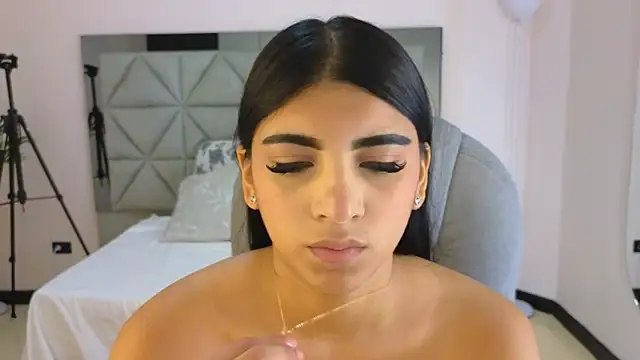 Snapshot of maiaa_ruiz chatting on February 24, 2026, 2:37 pm maiaa ruiz online show from February 24, 2026, 2:37 pm