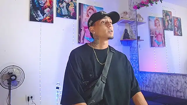 Liam lee online show from October 20, 2025, 10:10 pm