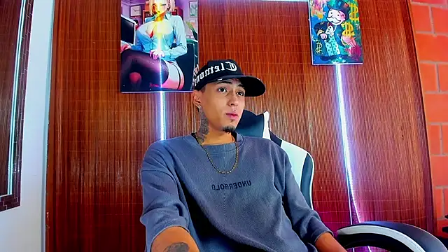 Snapshot of Liam_lee chatting on February 12, 2026, 2:45 pm Liam lee online show from February 12, 2026, 2:45 pm