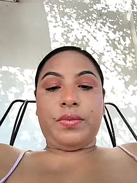 Francesca ferrari online show from January 1, 2025, 8:58 pm