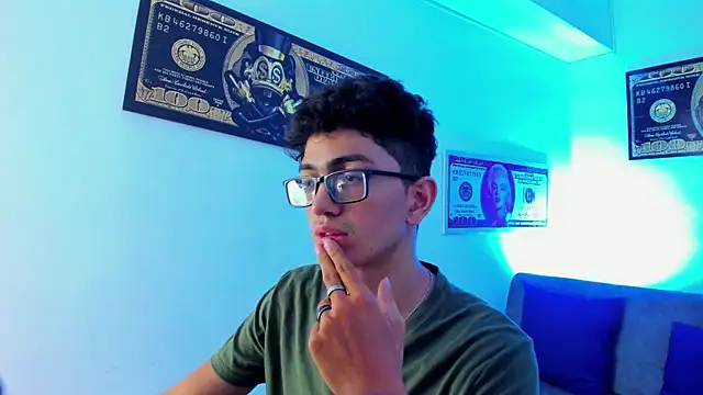 TylerWhite  online show from January 24, 2025, 9:39 am